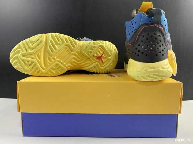 Chep Onekick UNION MID 'OFF DA1951-001 X LA JORDAN NOIR' DELTA 0809